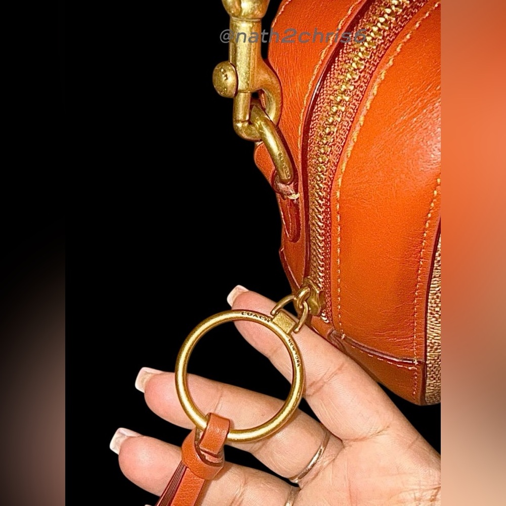 COACH Logo Print & Leather Camera Bag in Brown/Rust Burnished leather. - Picture 6 of 16